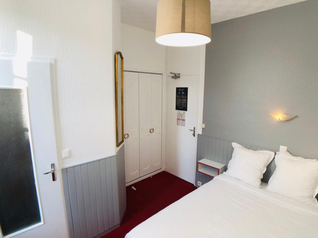 Cit'Hotel Le Volney Saumur Exterior foto